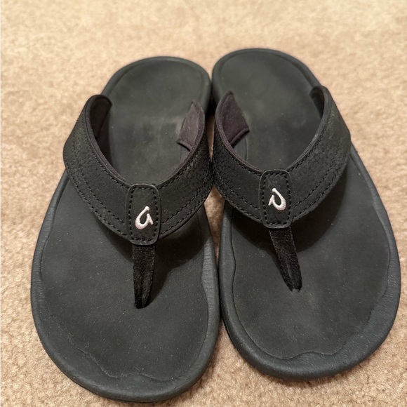 Olukai - Picture 2 of 5